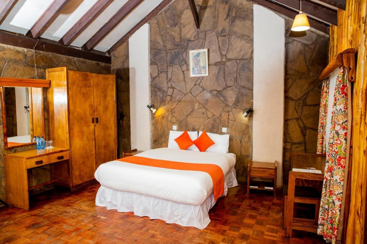 Naro Moru River Lodge Exterior photo
