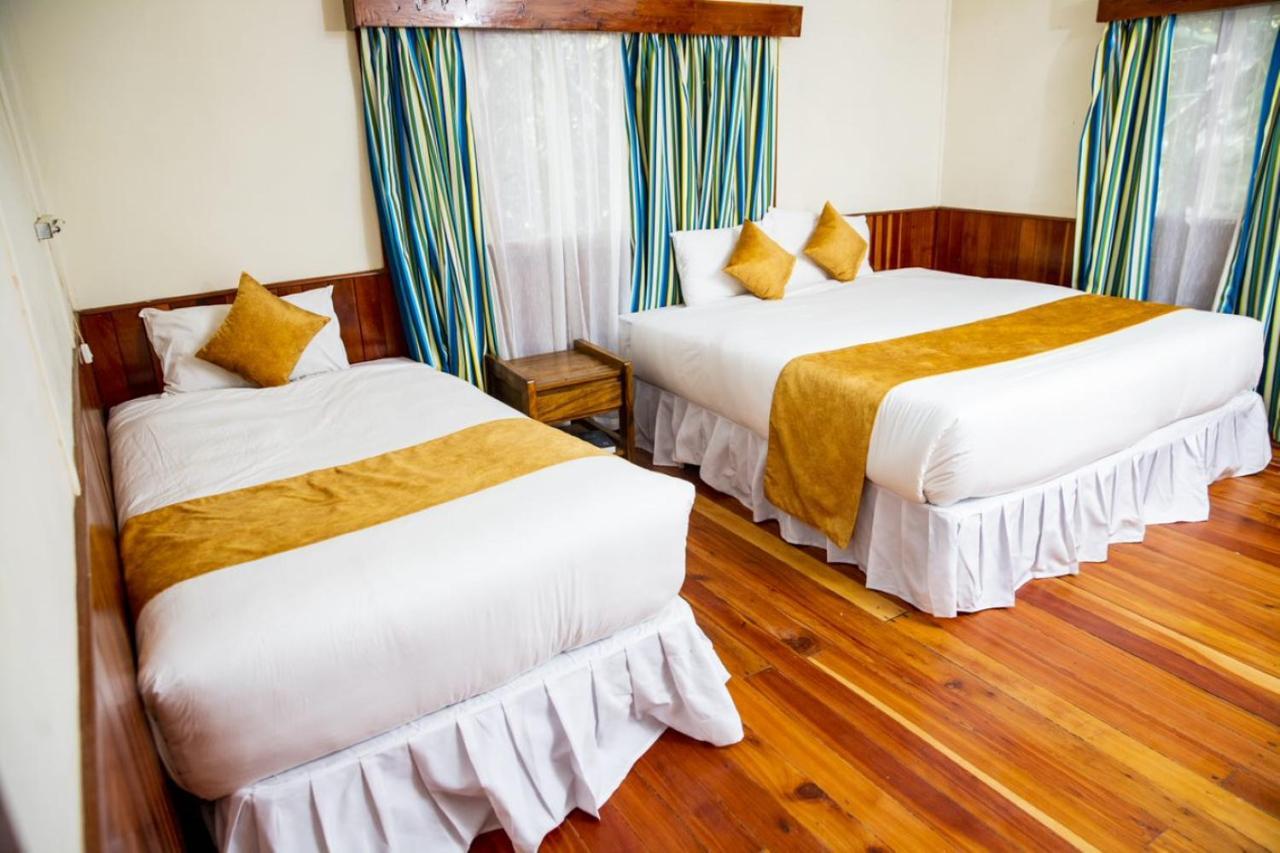Naro Moru River Lodge Exterior photo